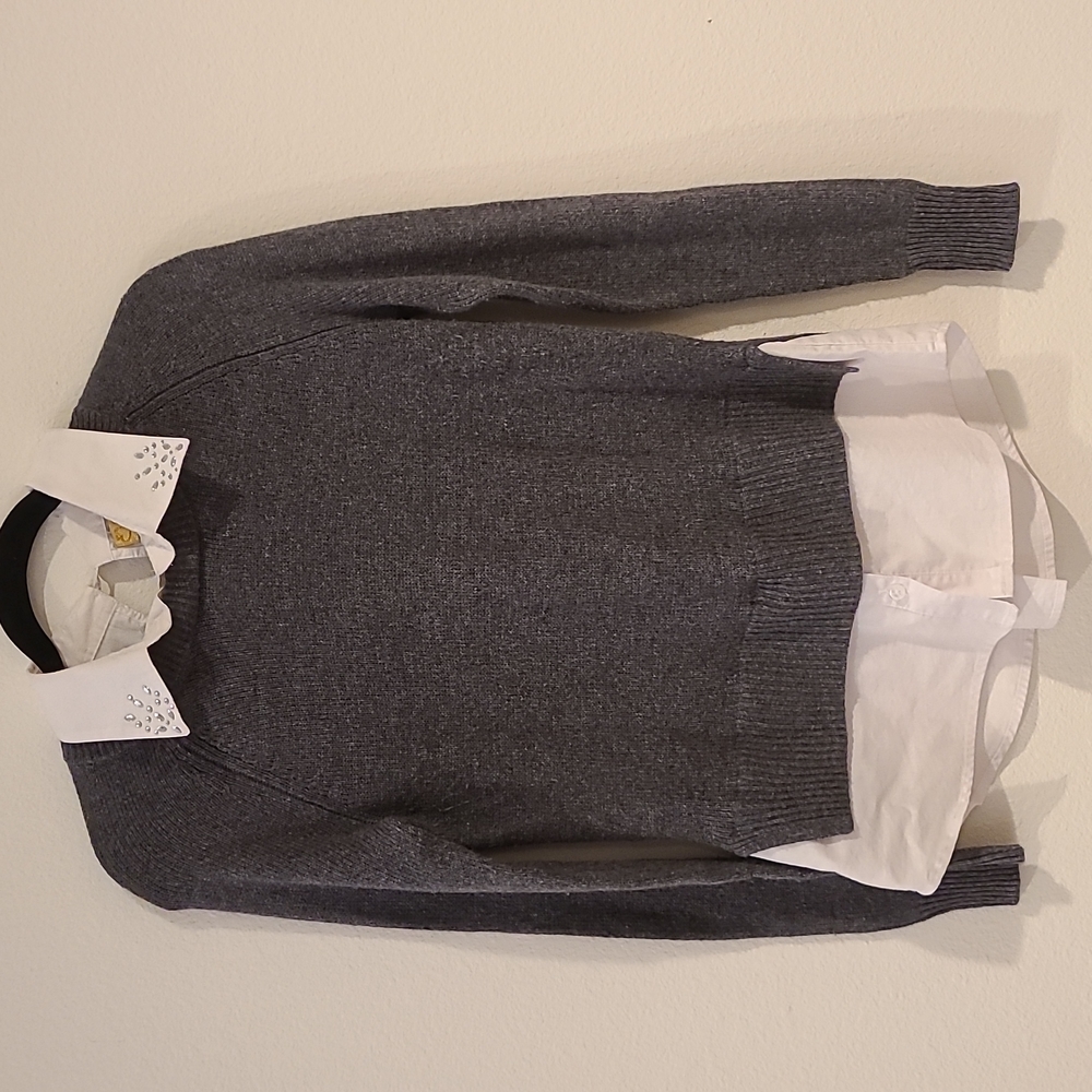 Princess Vera Wang Faux Sweater Shirt Top